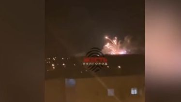 Video: Výbuchy v ruském muničním skladu u hranic s Ukrajinou